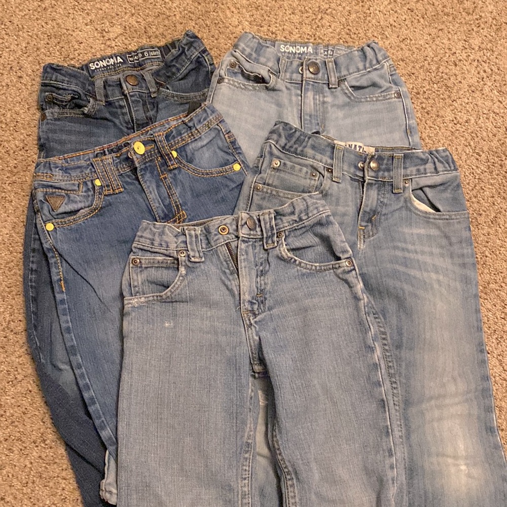 Lot of 5 boys jeans. Excellent condition